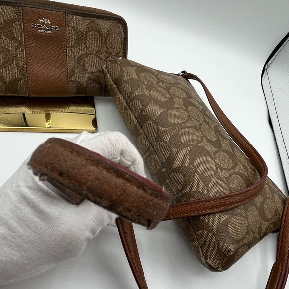 Coach New York canvas‎ leather crossbody bag and wallet. - Picture 9 of 12